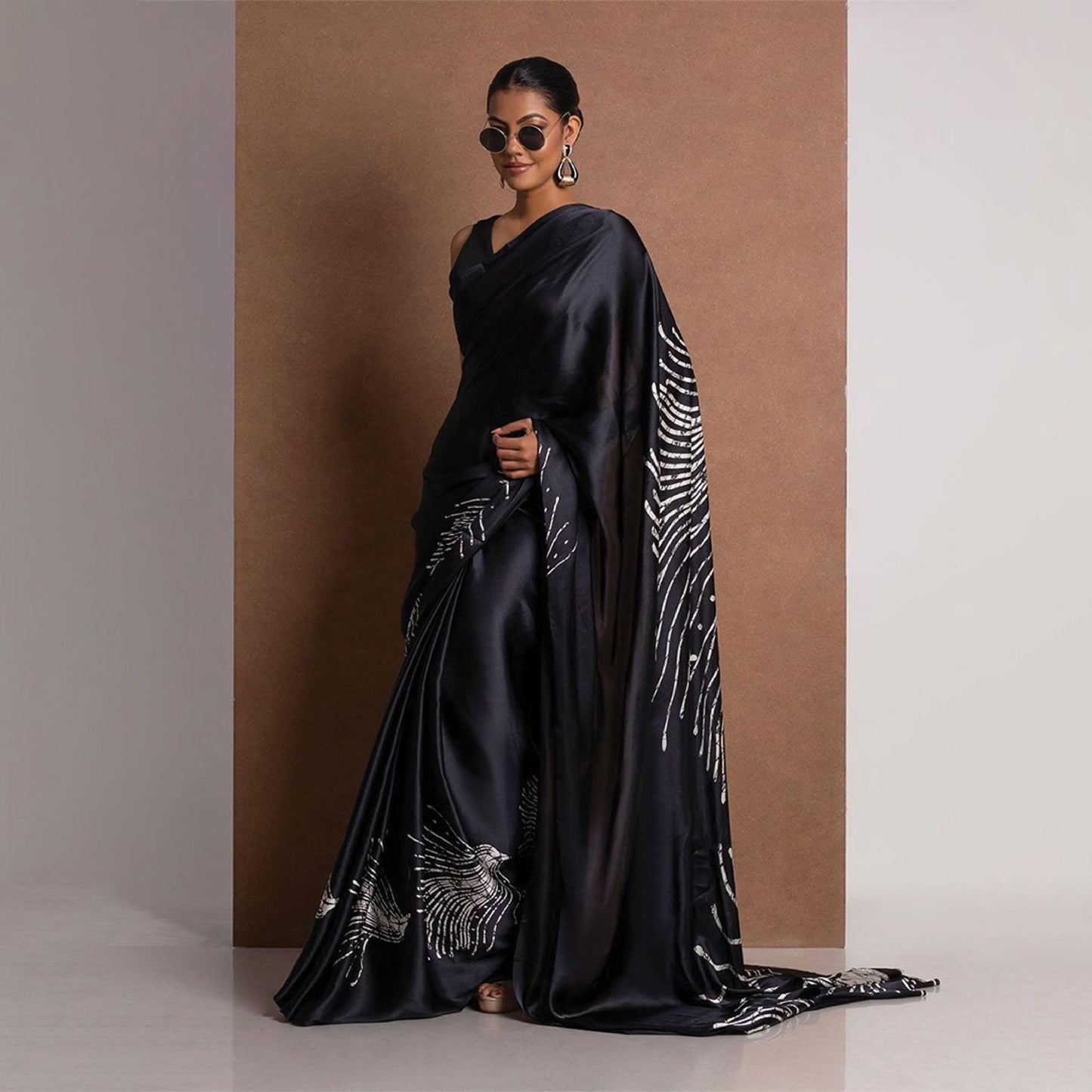 Gajji Modal silk- black- unique design