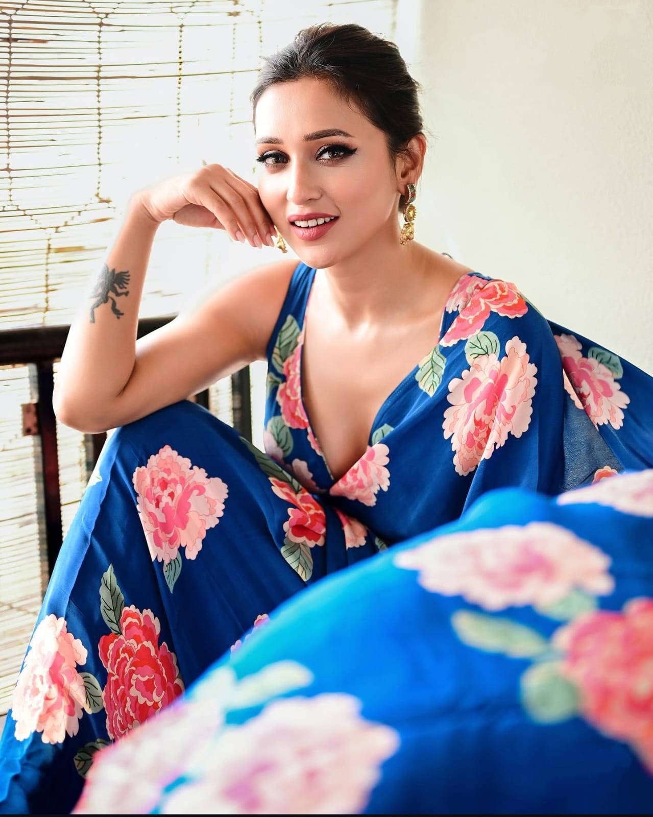 Satin Silk -blue with flower design
