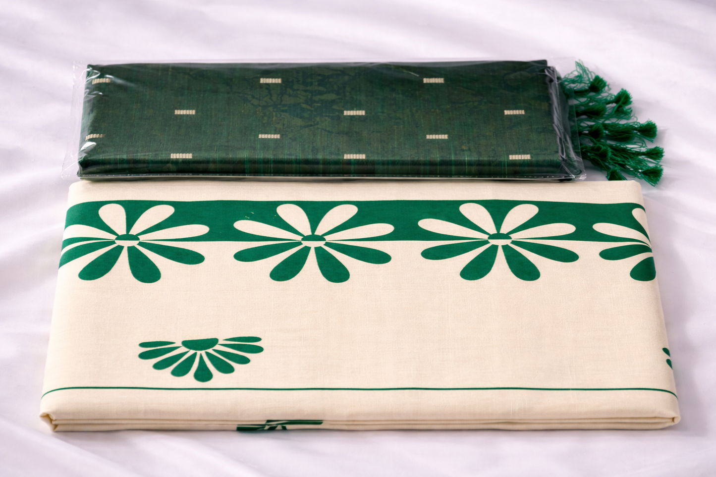Kerala Cotton Flower Printed Sarees- dark green