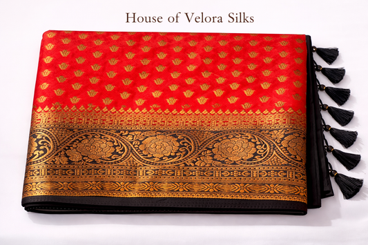 Banarasi Saree with small buttas