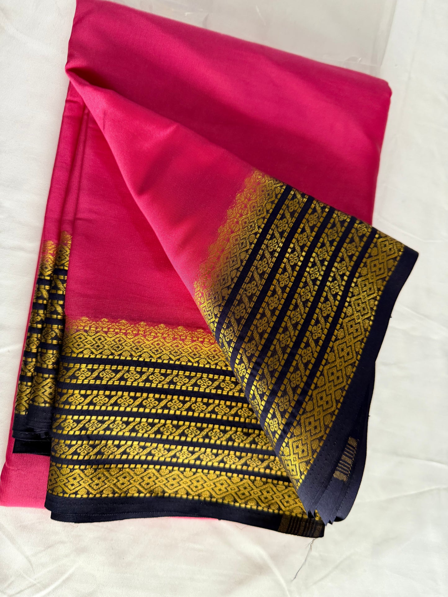 Premium Mysore silk saree 7- plain pink saree with navy double boarder very soft navy color blouse plain sare with  Zari worke