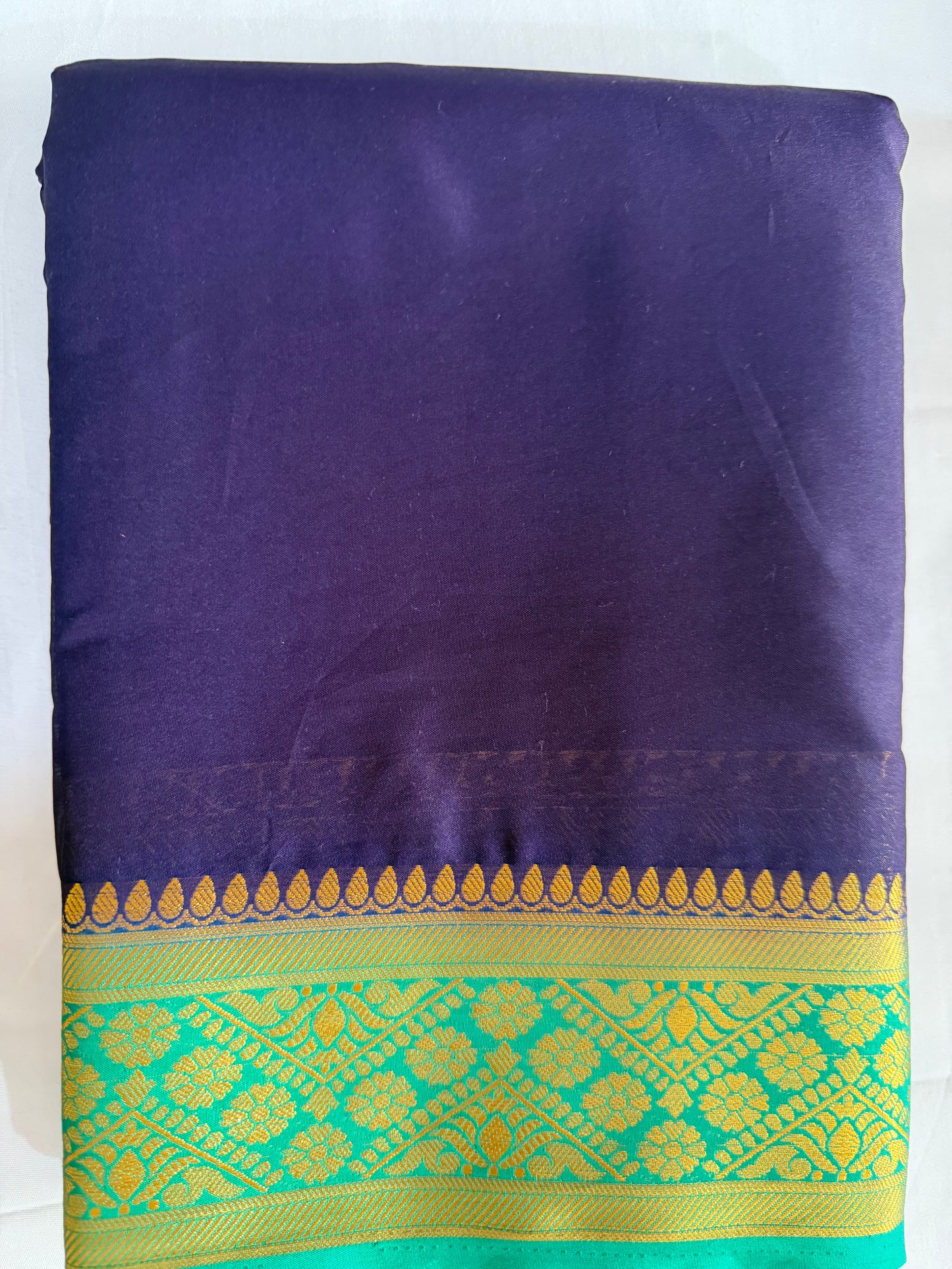 Mysore crep Semi soft silk 4- Blue with contract green boarder very beautiful and soft