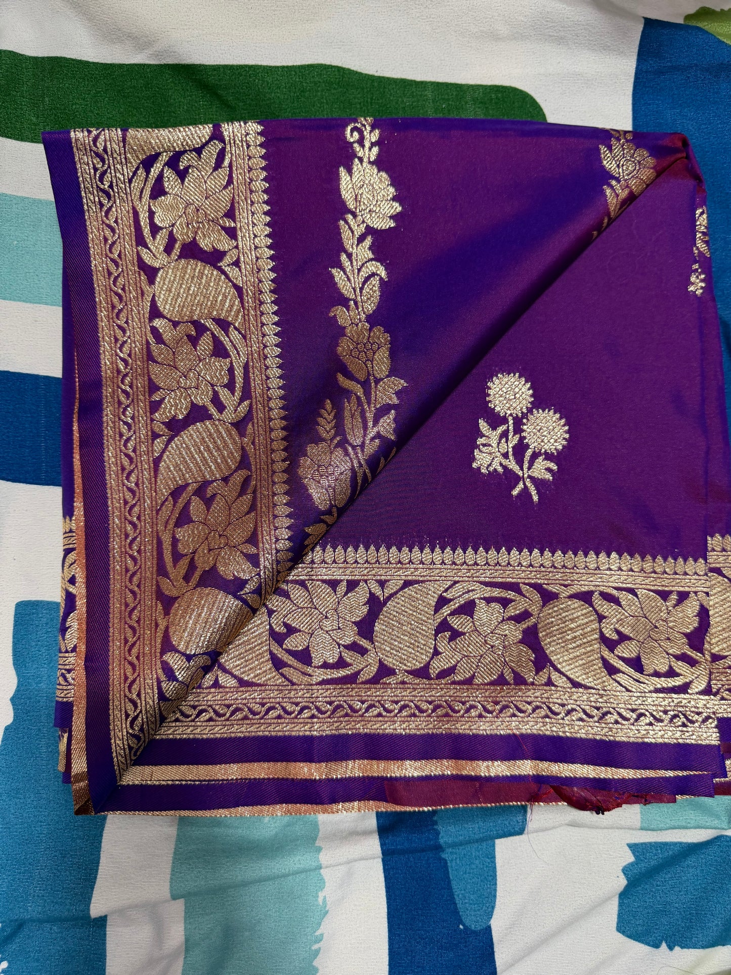 “Peshwai silk sarees are inspired by Maharashtra’s royal Peshwa tradition ❤️”- shinny purple