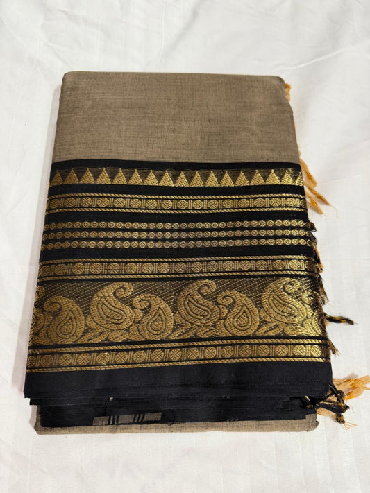 Kanchi Cotton Sarees- Grey with bck Kanchi boarder