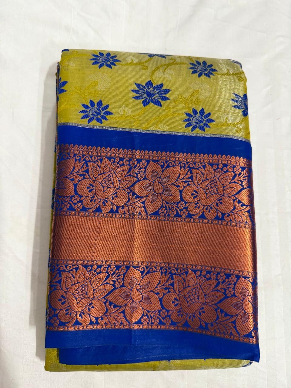 Pattu wedding/ Festival soft Silk Saree for Women- lemon green with copper boarder