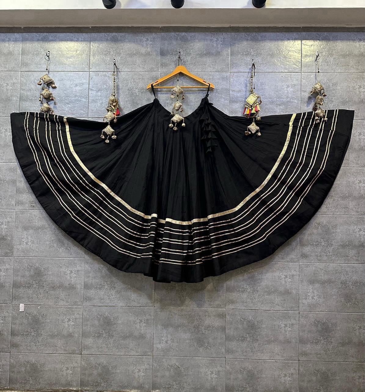 Garba Lengha with stripes - Black