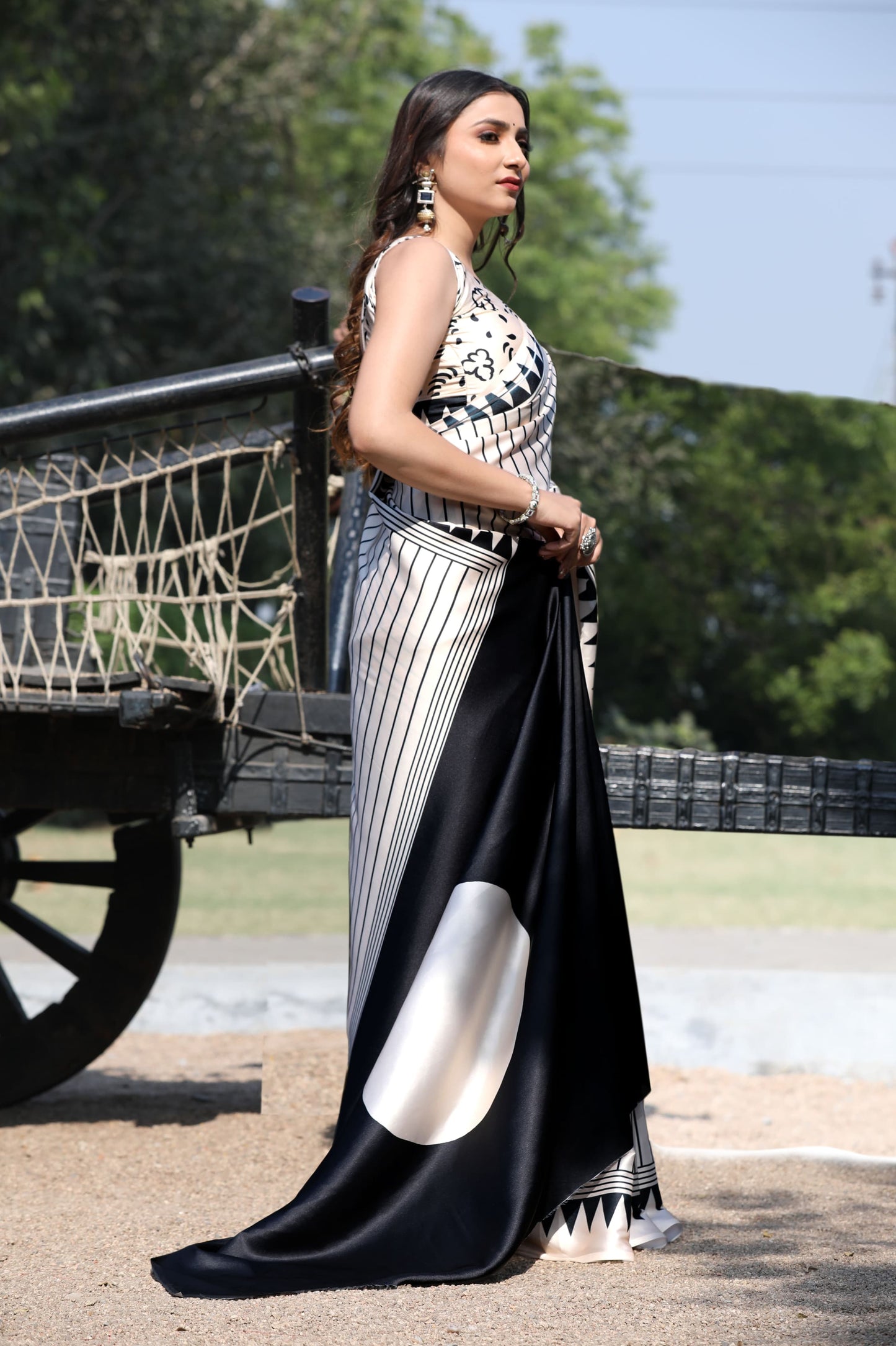 Satin Silk -black and cream-4