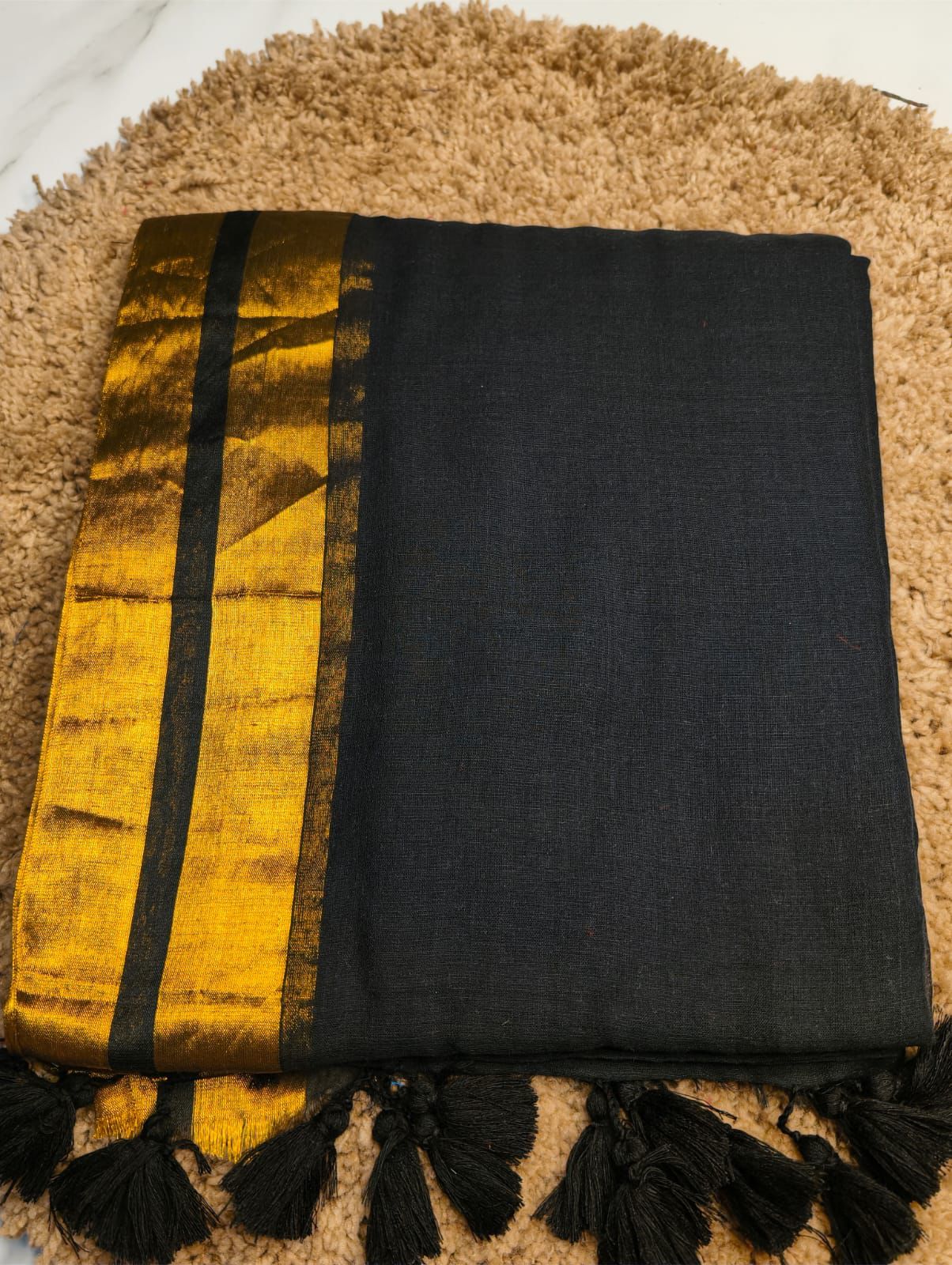 Onam special saree Mulcotton ~black saree  Kasav boarder